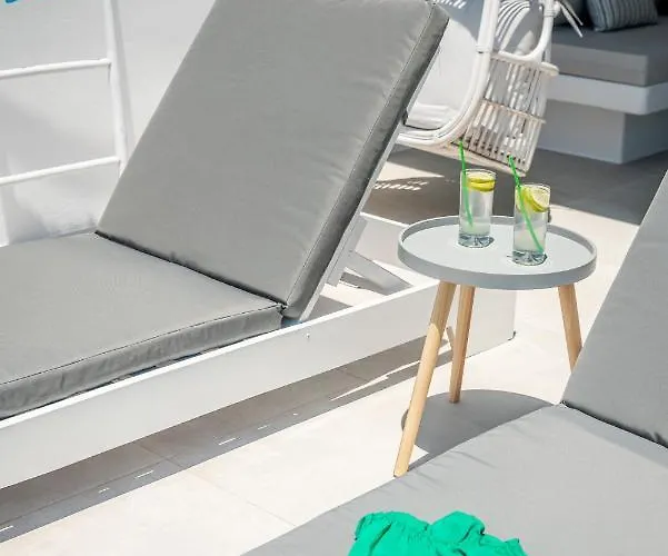 Calma Milos 4* Adamantas (Milos)